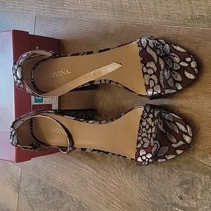 Size 8 burgandy and silver heels